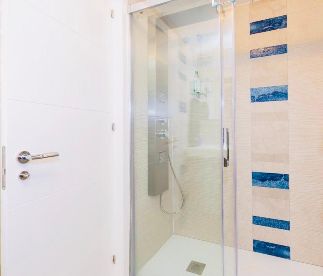 La Carihuela Lux Apartment Torremolinos Eksteriør bilde