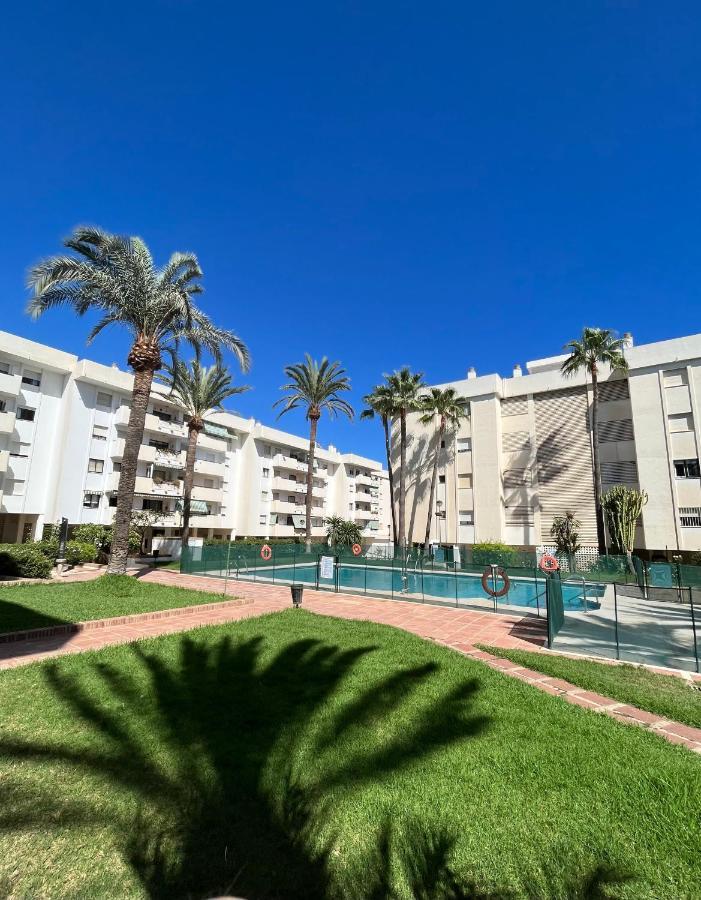 La Carihuela Lux Apartment Torremolinos Eksteriør bilde